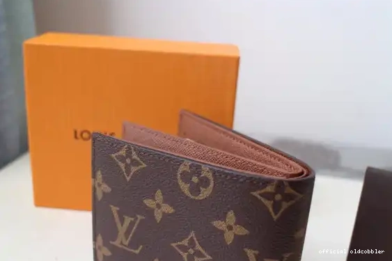 Official oldcobbler WALLET AMERIGO LOUIS VUITTON 0630